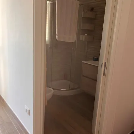 Relaxing In Residenza Caroli - Book Now